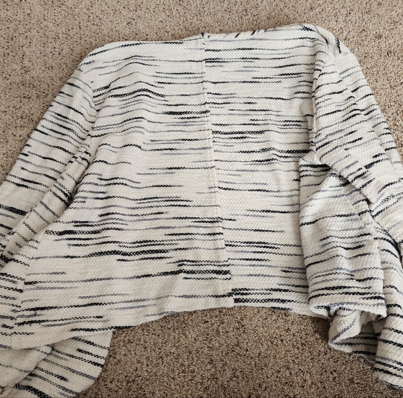 Ann Taylor loft lounge Size Large Cardigan - Picture 3 of 3